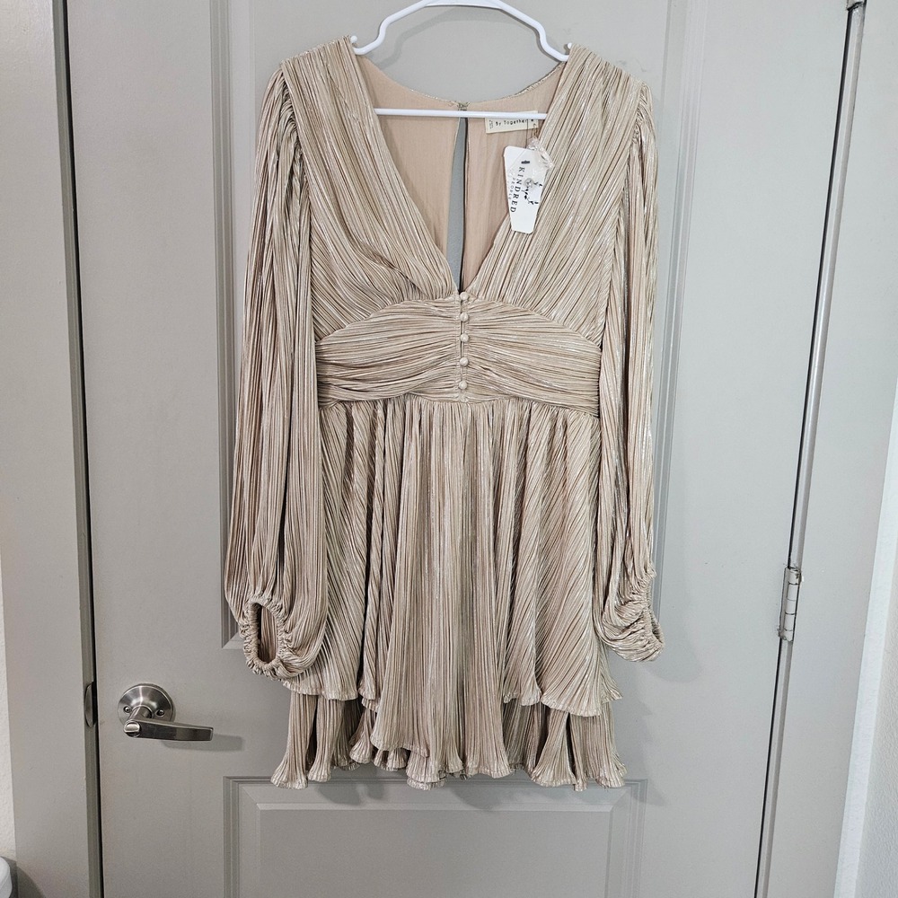 By Together Metallic Pleated Mini Dress Champagne Gold Balloon Sleeve Size M NEW